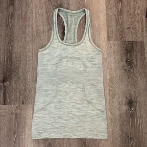 🍋 Lululemon swiftly tech tank